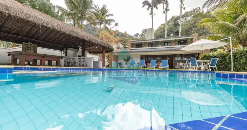 Casa para venda em condomínio domingas dias de 600.00m² com 6 quartos, 6 suites e 5 garagens