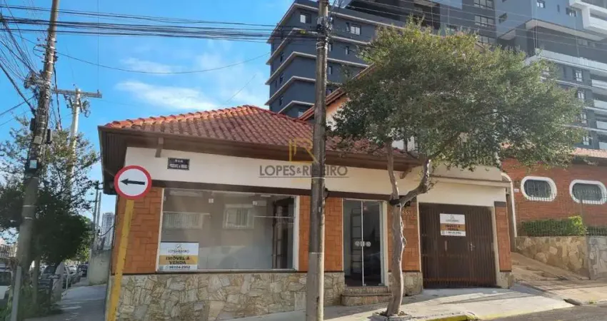 Casa para venda em centro de 132.00m² com 3 quartos, 1 suite e 2 garagens