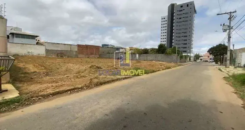 Terreno à venda na Rua Juca Barros, 21, Candeias, Vitória da Conquista