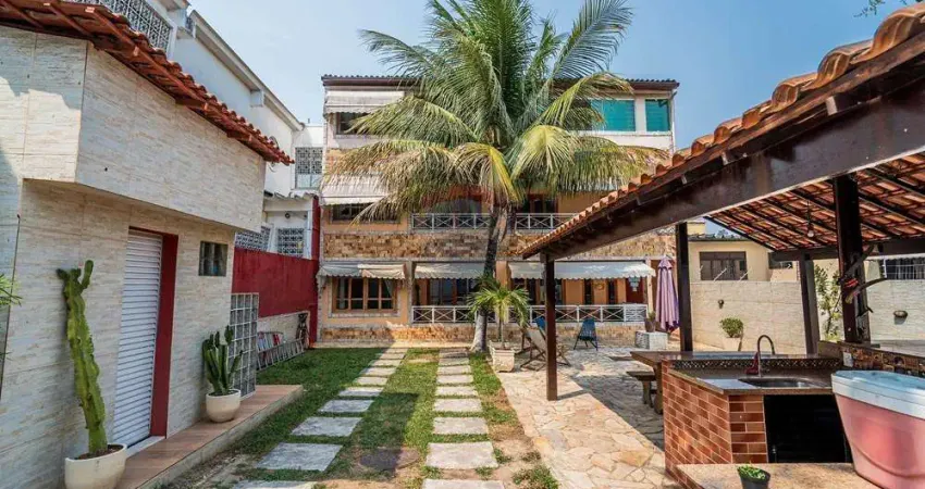 Casa para venda em portuguesa de 399.00m² com 6 quartos, 3 suites e 3 garagens
