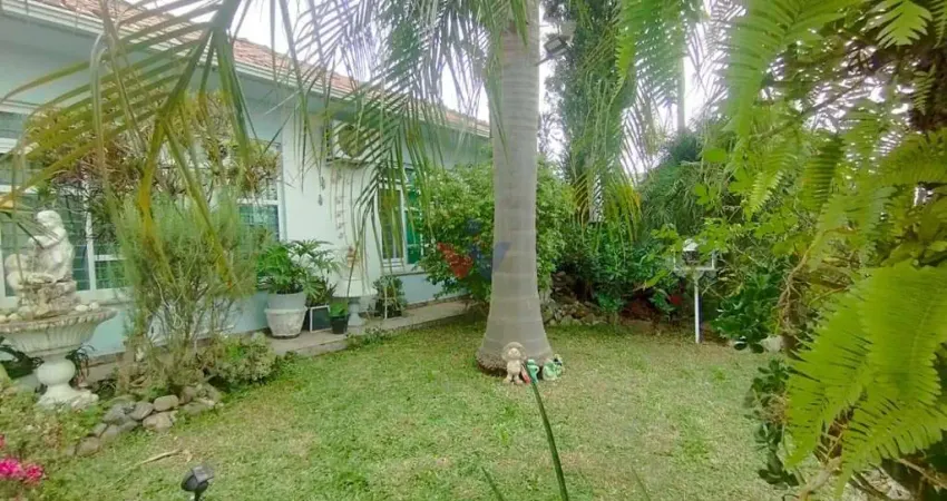 Casa para venda em xaxim de 160.00m² com 2 quartos, 1 suite e 3 garagens