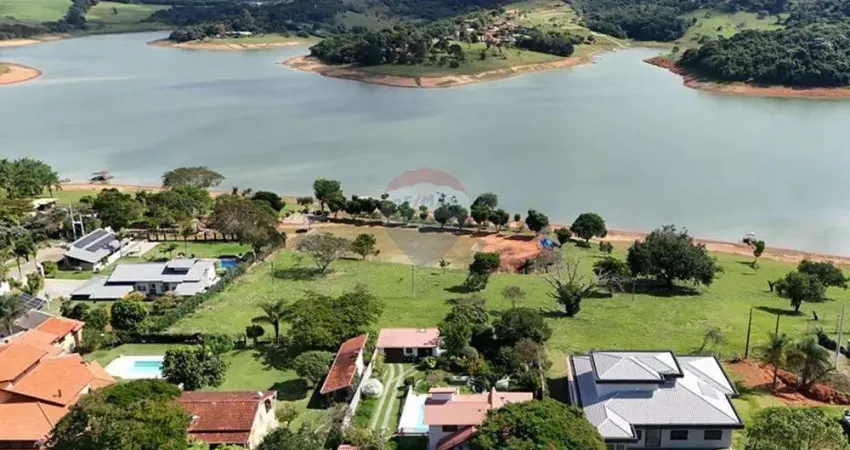 Casa para venda em piracaia de 140.00m² com 3 quartos e 2 garagens