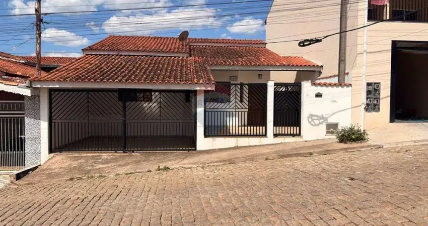 Casa para venda em piracaia de 158.55m² com 3 quartos, 1 suite e 2 garagens