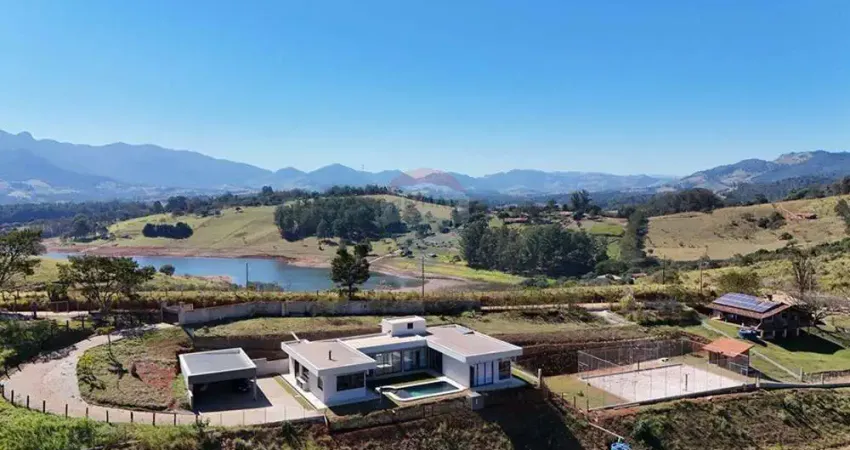 Casa para venda em piracaia de 342.00m² com 3 quartos, 3 suites e 4 garagens