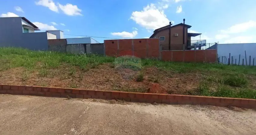 Terreno à venda no Jardim Regina, Botucatu