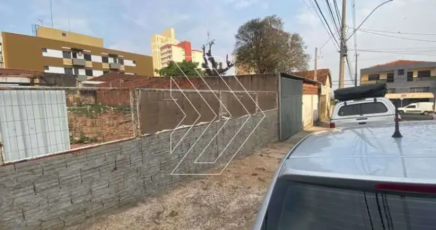Terreno à venda na Rua Quinze de Novembro, 30, Barbosa, Marília