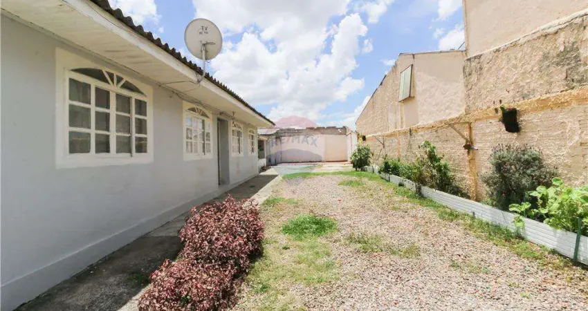 Casa com 3 quartos à venda na Rua Expedicionário Francisco Pereira dos Santos, 2325, Alto Boqueirão, Curitiba