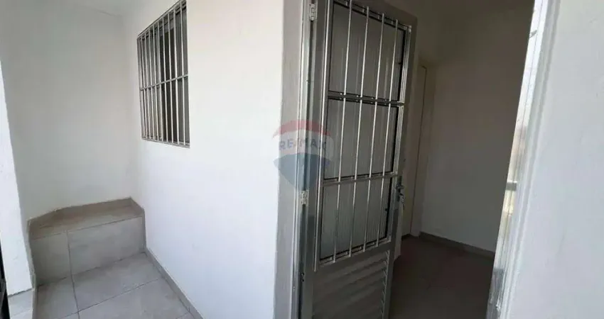 Casa para alugar em jardim altos do klavin de 75.00m² com 1 quarto