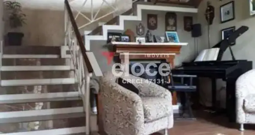 Casa para venda em centro de 230.00m² com 4 quartos, 2 suites e 2 garagens