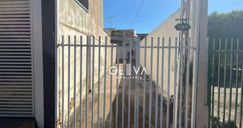 Casa para venda em residencial cidade jardim de 70.00m² com 3 quartos, 1 suite e 3 garagens