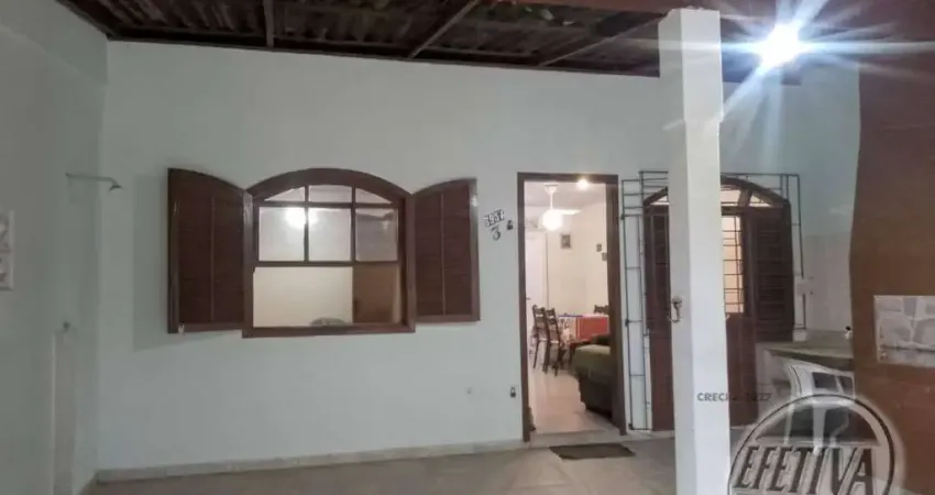 Casa para venda em matinhos de 42.00m² com 2 quartos e 2 garagens