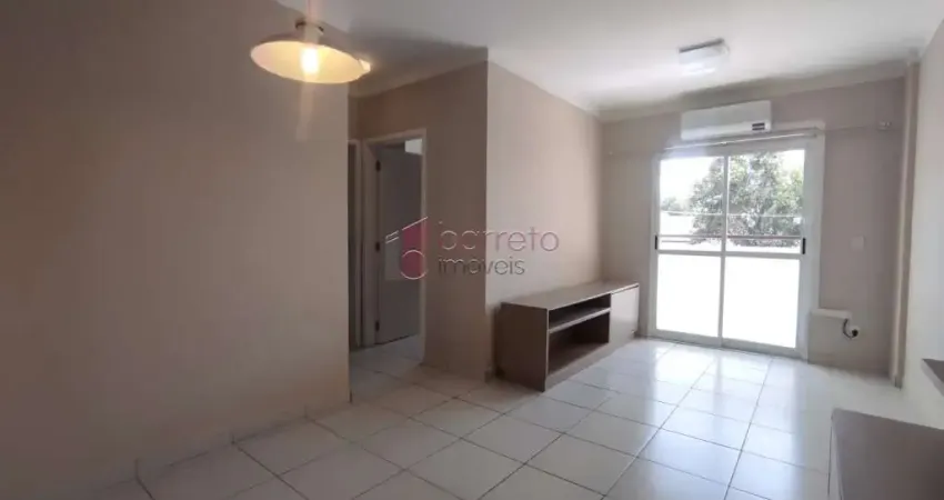 Apartamento para alugar em centro de 67.00m² com 2 quartos, 1 suite e 1 garagem