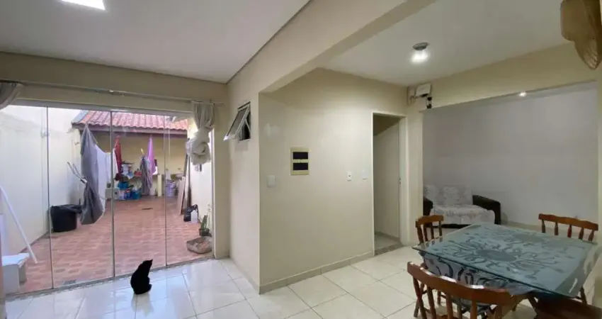 Casa para venda em jardim nova mercedes de 215.00m² com 3 quartos e 2 garagens