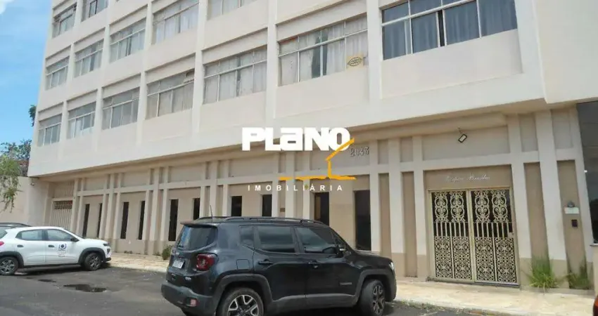 Apartamento para alugar em estação de 130.00m² com 2 quartos, 1 suite e 1 garagem