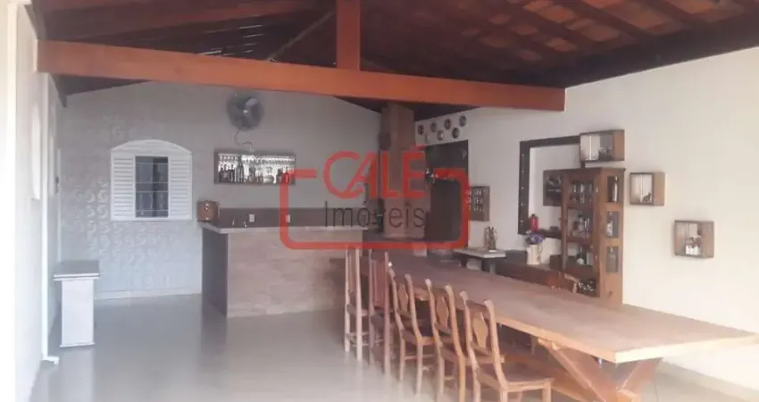 Casa para venda em jardim flórida de 230.00m² com 3 quartos, 1 suite e 4 garagens