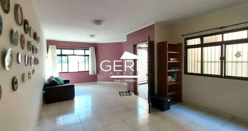 Casa para venda em centro de 300.00m² com 4 quartos, 1 suite e 6 garagens