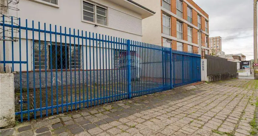 Casa para venda em alto da rua xv de 188.00m² com 4 quartos e 6 garagens