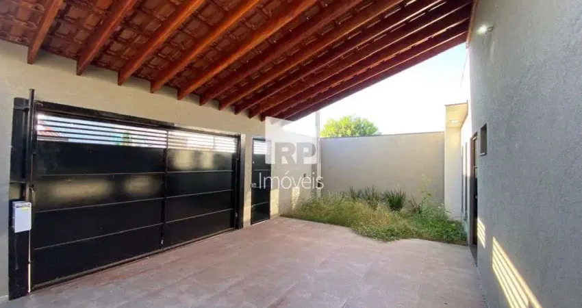 Casa para venda em centro de 126.00m² com 3 quartos, 1 suite e 2 garagens