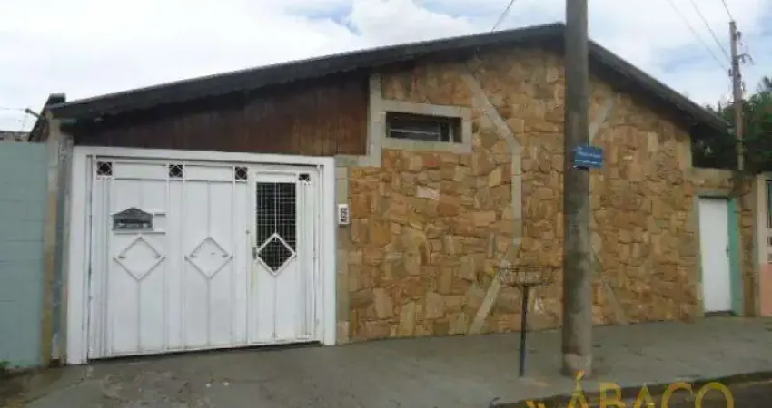 Casa para venda em azulville i de 247.00m² com 4 quartos e 5 garagens