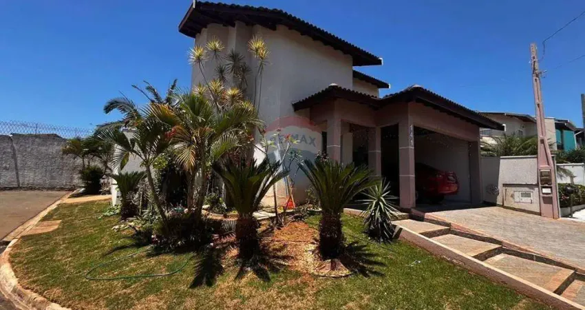Casa de condomínio para venda em jardim flamboyant de 229.08m² com 3 quartos, 1 suite e 4 garagens