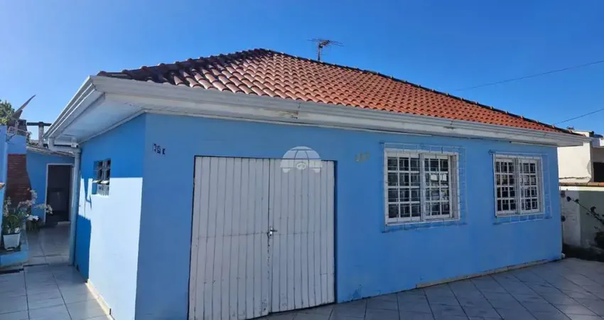 Casa com 3 quartos à venda na Rua Fernando Della Giustina, 453, Ipê, São José dos Pinhais