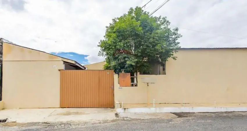 Casa com 3 quartos à venda na Rua dos Esportes, 540, Ipê, São José dos Pinhais