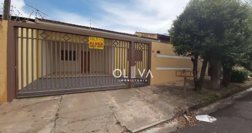 Casa para alugar em residencial monte verde de 120.00m² com 3 quartos, 1 suite e 2 garagens