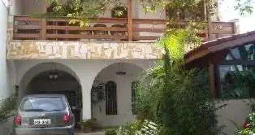 Sobrado para venda em penha de frança de 190.00m² com 3 quartos, 1 suite e 6 garagens