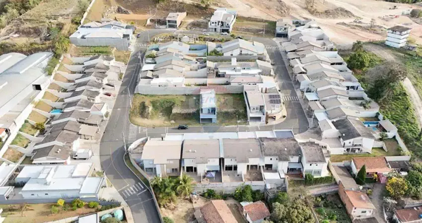 Terreno em condomínio fechado à venda na Rua Alfredo Leopoldino de Campos, 500, Arcadas, Amparo