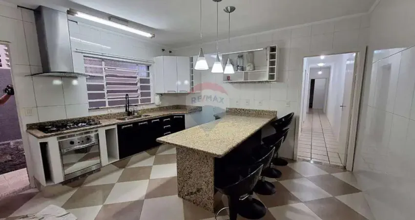 Casa para alugar em atibaia jardim de 110.00m² com 3 quartos, 1 suite e 2 garagens