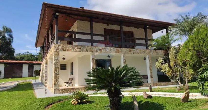 Casa para alugar em vale dos pinheiros de 286.50m² com 4 quartos e 1 suite