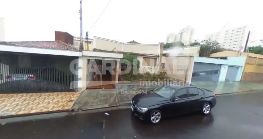 Casa para venda em centro de 157.00m² com 3 quartos e 2 garagens