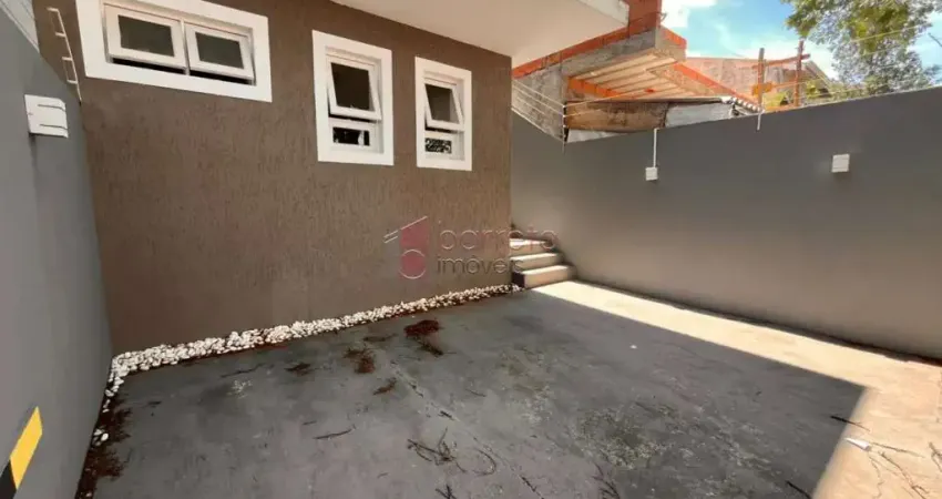 Casa para venda em horto santo antonio de 162.00m² com 3 quartos, 1 suite e 2 garagens