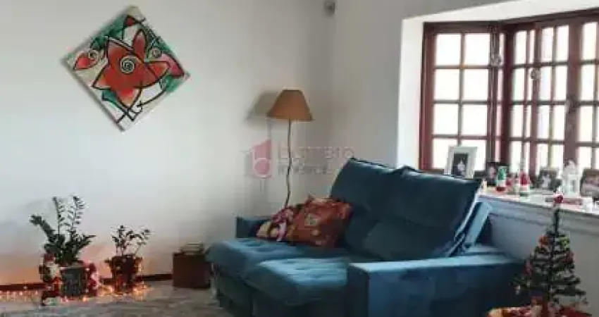 Casa para venda em vila galvão de 182.00m² com 3 quartos, 1 suite e 2 garagens