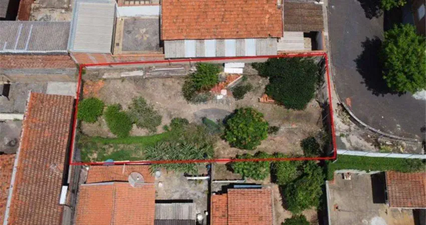 Terreno à venda na Rua Barretos, Sn, Jardim Santa Rosa, Araras