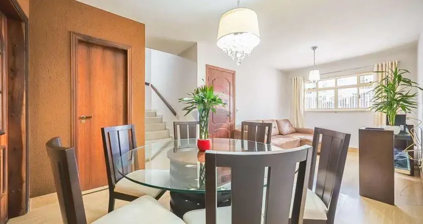 Sobrado para venda em água verde de 177.00m² com 3 quartos, 1 suite e 3 garagens