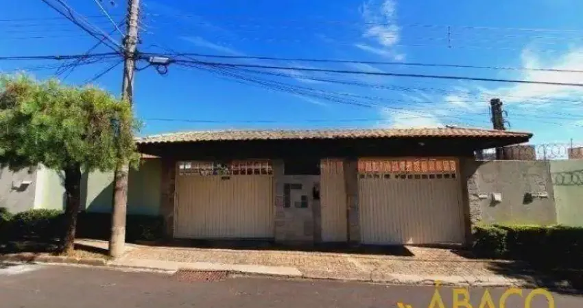 Casa para venda em cidade jardim de 240.00m² com 4 quartos, 1 suite e 4 garagens