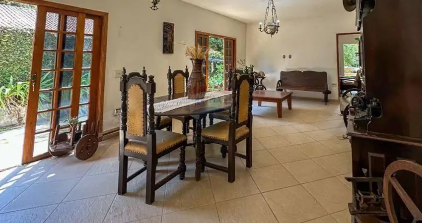 Chácara para venda em medeiros de 153.00m² com 4 quartos, 2 suites e 5 garagens