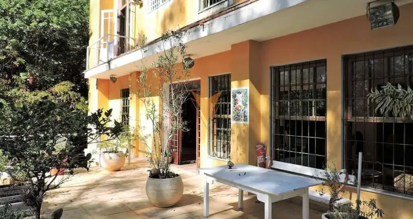 Casa para venda em moinho velho de 415.60m² com 2 quartos, 2 suites e 6 garagens