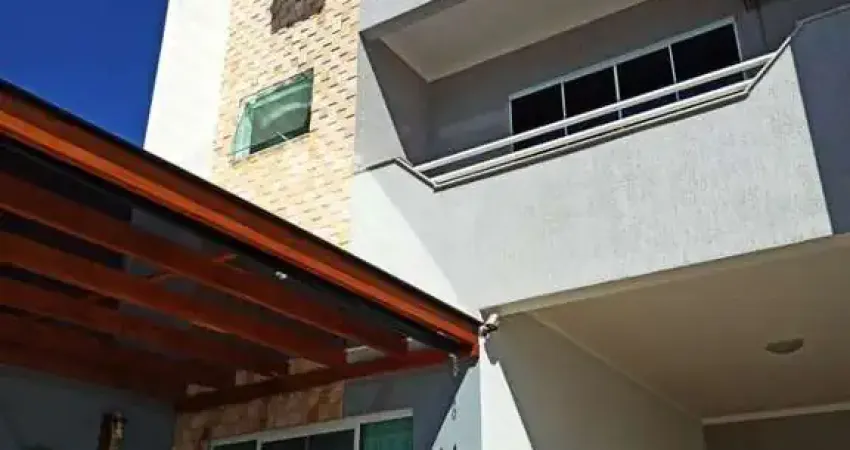 Sobrado para venda em zona 28 de 174.00m² com 3 quartos, 1 suite e 3 garagens