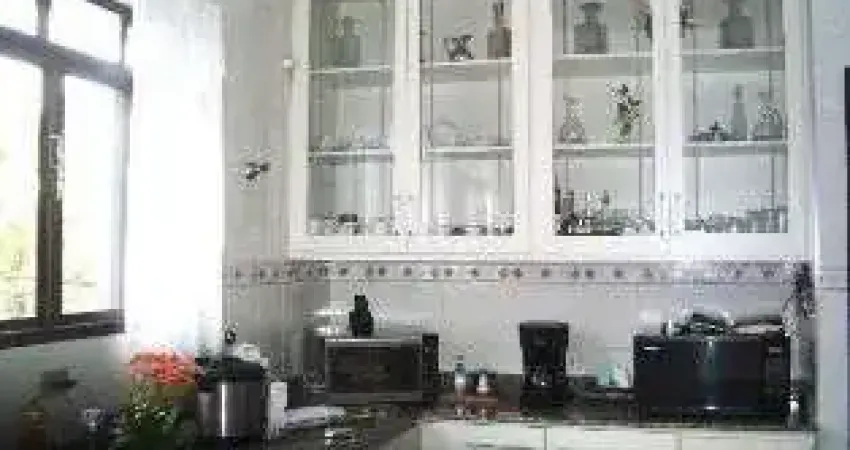 Sobrado para venda em penha de frança de 150.00m² com 3 quartos, 1 suite e 3 garagens