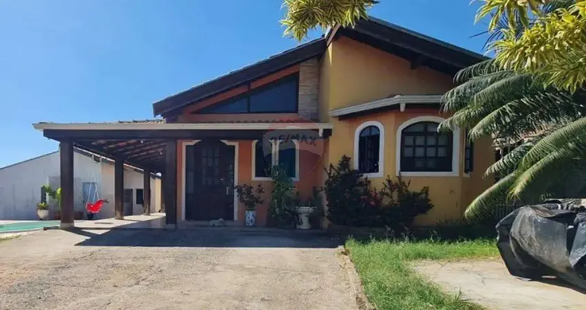 Chácara para venda em colinas do castelo de 320.00m² com 3 quartos, 1 suite e 5 garagens