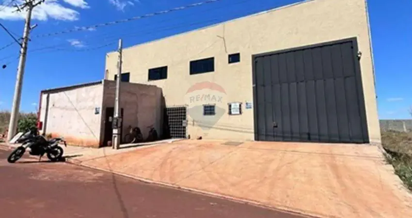 Galpão / depósito / armazém para alugar em jardinópolis de 950.00m²