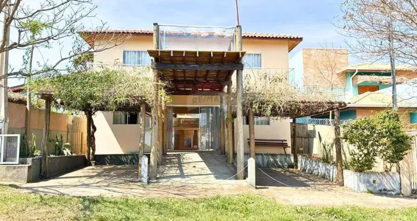 Casa para venda em costa azul i de 265.61m² com 5 quartos, 3 suites e 7 garagens