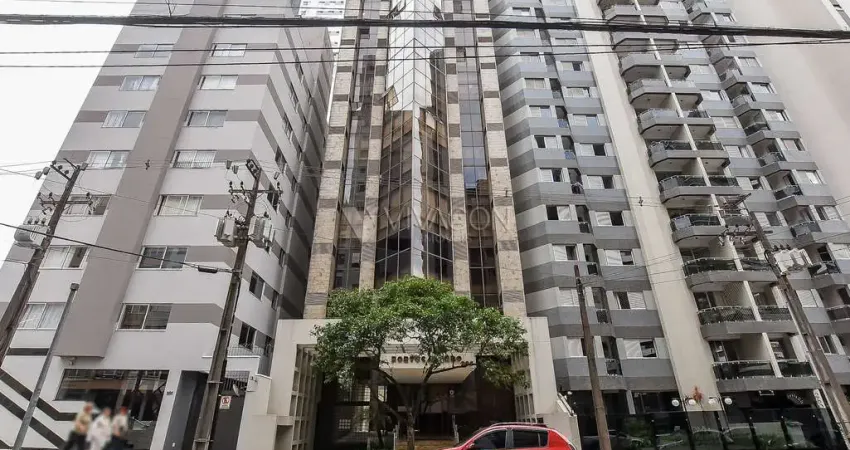 Sala comercial à venda na Rua Lamenha Lins, 266, Centro, Curitiba