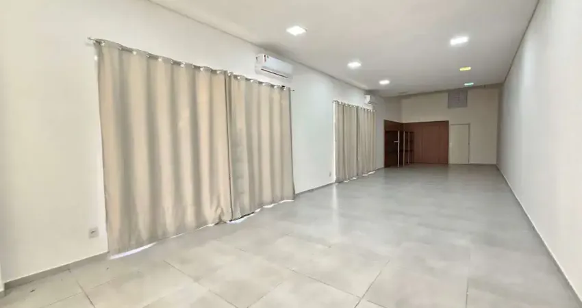 Sala comercial para alugar em centro de 80.00m² com 1 garagem