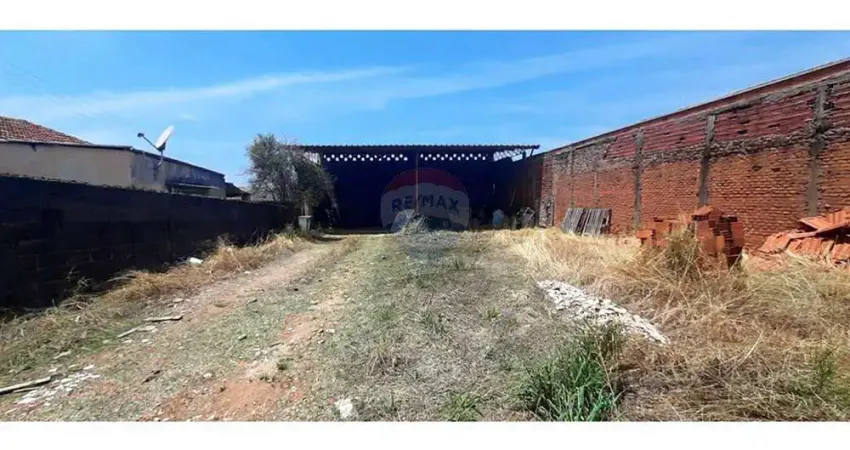 Terreno à venda na Rua Sebastião Carlos De Souza, 7, Jardim Nova Estiva, Estiva Gerbi