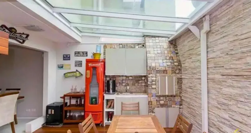 Sobrado para venda em água verde de 157.00m² com 3 quartos, 1 suite e 2 garagens