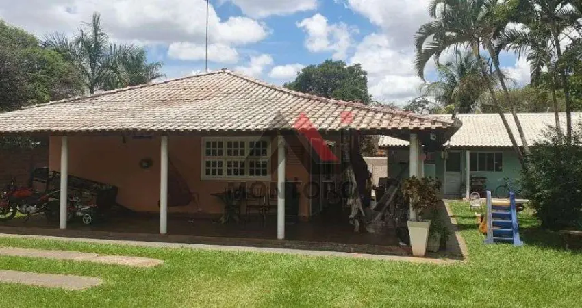 Fazenda / sítio para venda e aluguel em jardim botânico de 244.00m² com 2 quartos, 2 suites e 5 garagens
