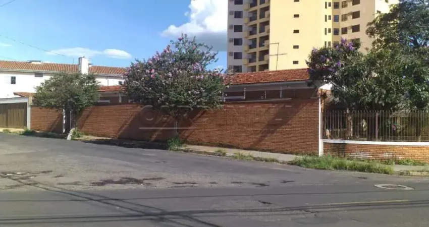 Casa para venda em vila xavier (vila xavier) de 208.00m² com 3 quartos, 1 suite e 4 garagens